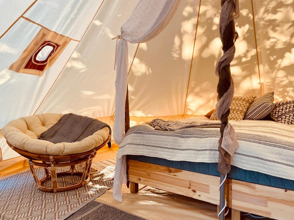 Koh Tenta A B&B In A Luxury Glamping Style Mariefred Exteriör bild